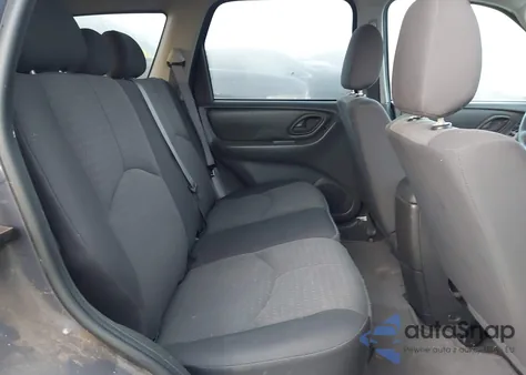 2006 Mazda Tribute I из США, поврежденный, VIN 4F2YZ02Z36KM33555